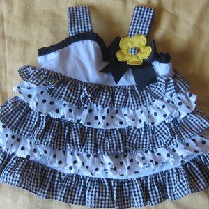 Rare Editions Girls Top size 12 mos~Baby girl black/white top size 12 mos